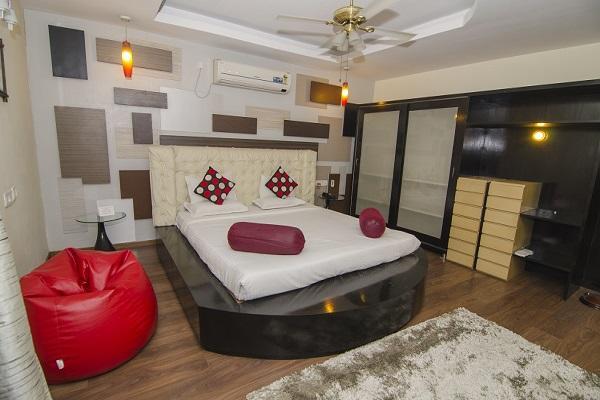 Hotel Little Palace Dibrugarh Exterior foto
