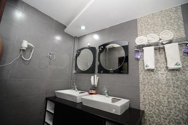 Hotel Little Palace Dibrugarh Exterior foto